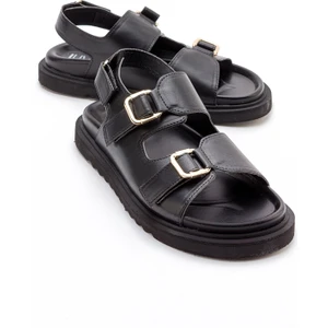 Hermosa Siyah Kadın Sandalet