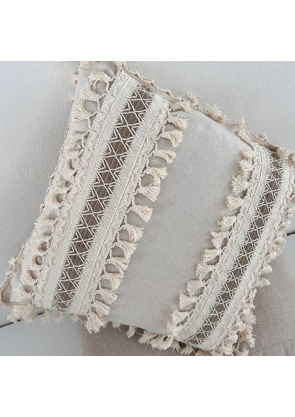 Kalın Dantel Ponponlu Krem Kırlent Kırlent Kılıfı 43 x 43 cm fiyatları