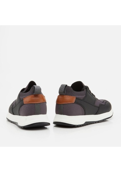 02AYY267170A100 Siyah Erkek Spor Ayakkabı modelleri