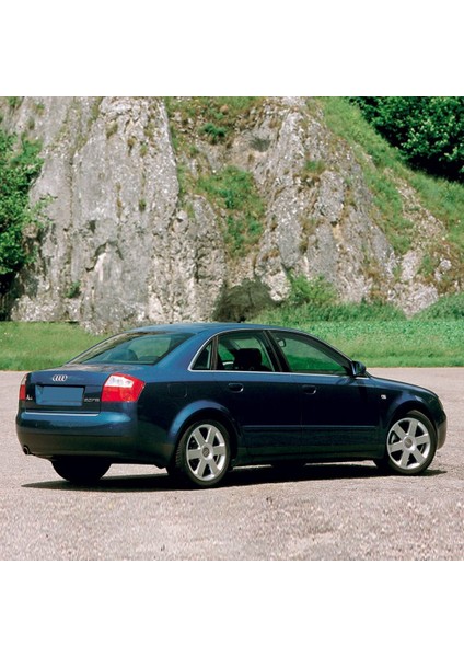 Audi A4 2002-2005 Ön Cam Sağ Fiskiye Memesi Isıtmalı 8J0955988G