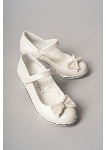 Topuklu Fiyonklu Sedef Cilt Kız Çocuk Ayakkabı indirimleri