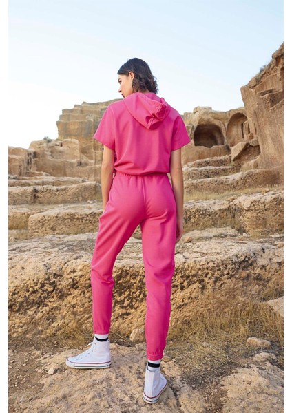 Kapüşonlu "calm Down" Eşofman Takımı fırsatları