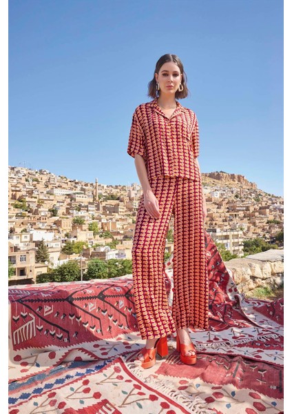 Etnik Desenli Pijama Takımı
