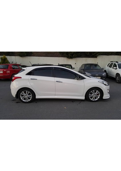 Hyundai I30 Yan Marşpiyel (Plastik)