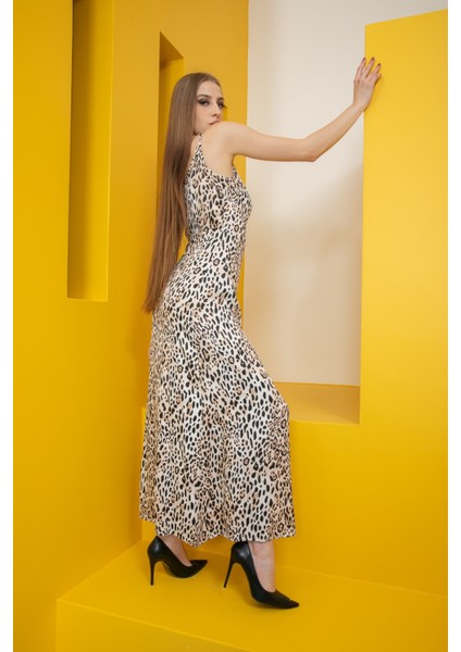 Kadın Askılı Leopar Desenli Yırtmaç Detaylı Elbise fırsatları