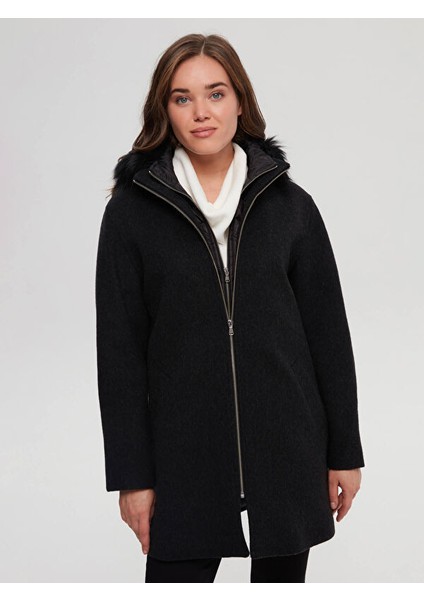 Kapitone Detaylı Kürk Kapüşonlu Kaşmir Kaban 00040