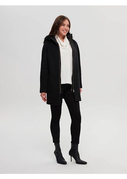 Kapitone Detaylı Kürk Kapüşonlu Kaşmir Kaban 00040 fiyatları