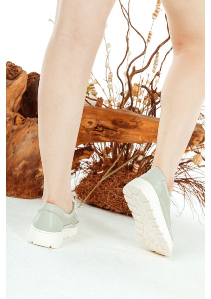 Deri Bağcıklı Rahat Kadın Günlük Casual Ayakkabı modelleri