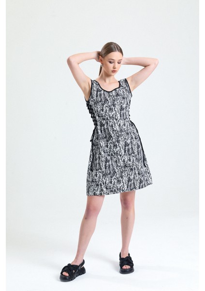 Siyah Beyaz Zebra Desenli Elbise modelleri