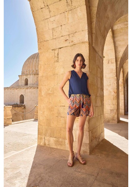 Etnik Desenli Sıfır Kol Şort Takımı fiyatları