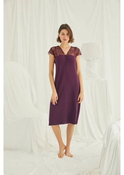 Kadın Bordo Dantelli Yakası Düğmeli Gecelik 18403