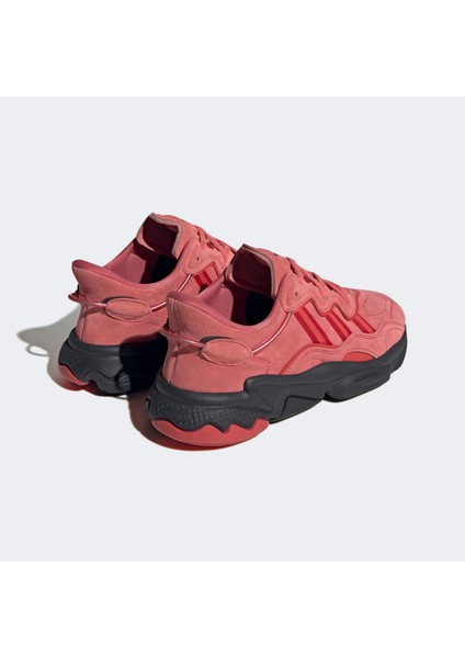 Ozweego HP6386.- modelleri