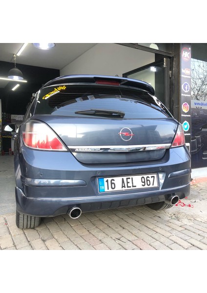 Opel Astra H Arka Ek (Plastik)