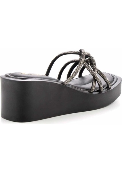 Siyah Kadın Terlik K04824218009 fırsatları