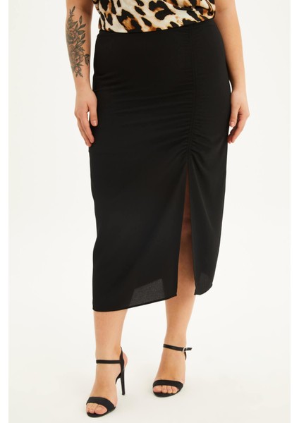 Astarlı Büzgü Detaylı Midi Etek indirimleri