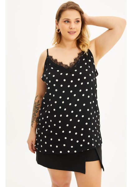 Dantelli İp Askılı Puantiyeli Bluz