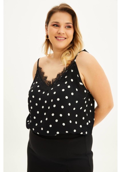 Dantelli İp Askılı Puantiyeli Bluz