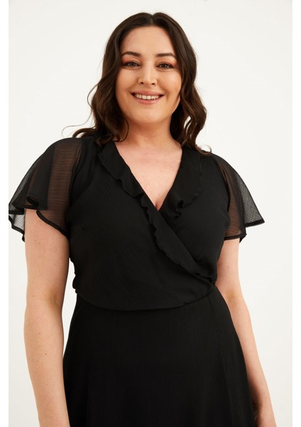 Arkası Çapraz Biyeli Şifon Elbise