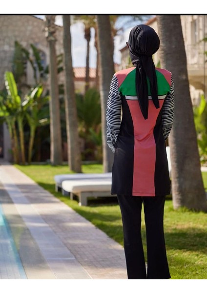Modern Pembe Çizgili Tasarım Mayo fiyatları