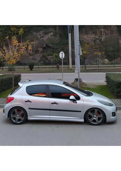 Peugeot 207 Yan Marşpiyel (Plastik)