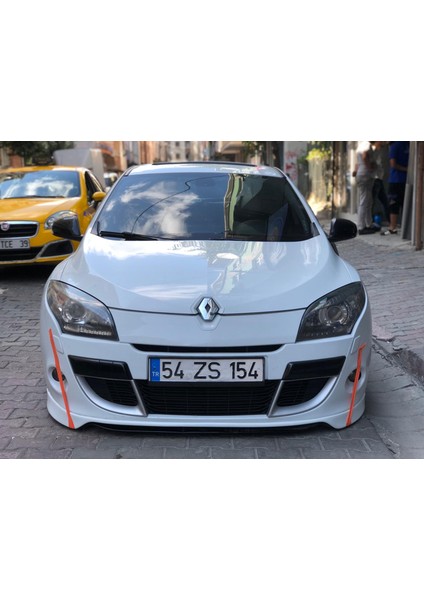 Renault Megane 3 Ön Ek (Plastik)