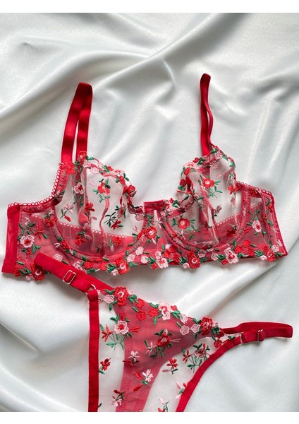Kırmızı Çiçekli Brode Takım fiyatları