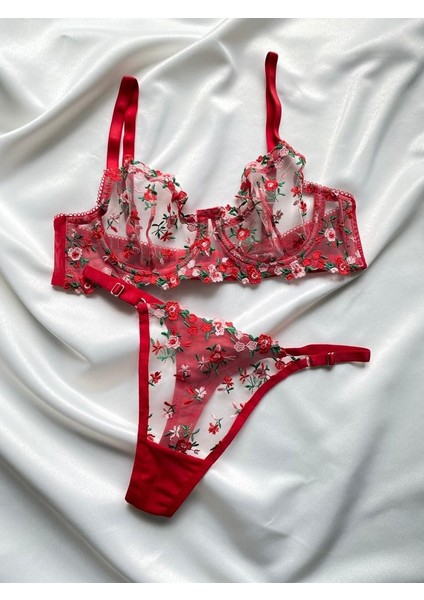 Kırmızı Çiçekli Brode Takım modelleri