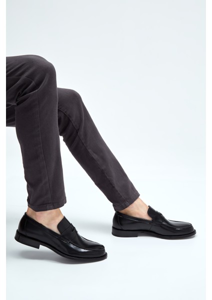 Erkek Deri Makosen Ayakkabı Zarif Tasarım ve Kösele Taban ile Rahat Kullanım modelleri