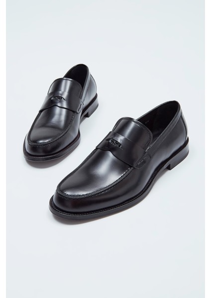 Erkek Deri Makosen Ayakkabı Zarif Tasarım ve Kösele Taban ile Rahat Kullanım indirimleri