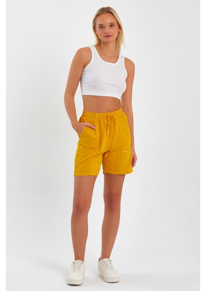 Kadın Sarı Rahat Kesim Keten Şort
