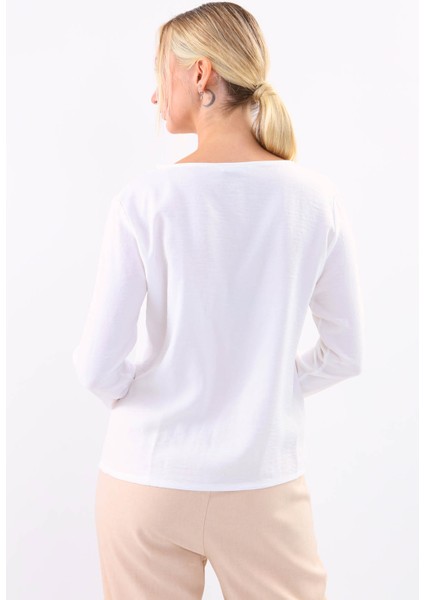 Yakası Güpürlü Önü Düğmeli Bluz indirimleri