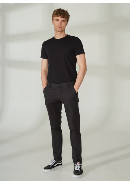 Normal Bel Normal Paça Slim Fit Siyah Erkek Pantolon A261DAN78TC506/TB