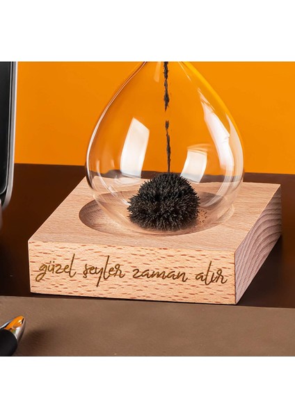 Kişiye Özel Ahşap Kaideli Manyetik Kum Saati fırsatları