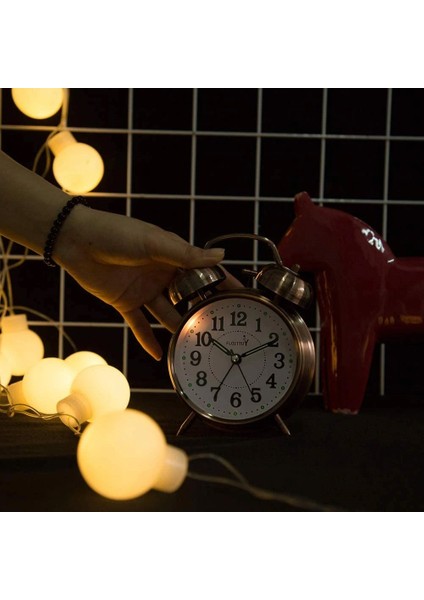 Dekoratif Büyük Boy Masa Üstü Işıklı Çalar Saat modelleri