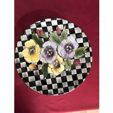 Limoncello Çini Atölyesi Dekoratif Mackenzie Formda Menekşe Desenli El Yapımı Çini Ayaklı Sunumluk 30 cm Çapında