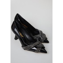 Duygushoesbag Kadın Taş Bant Detaylı Rugan Stiletto