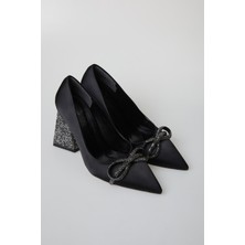 Kadın Taşlı Kurdele Detaylı Tasarım Topuklu Stiletto