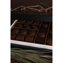 Moon Chocolate 40'lı Special Handmade Dolgulu Çikolata