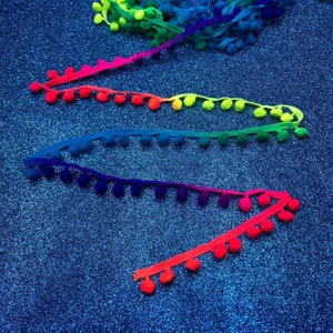 Ponpon Şerit Renkli