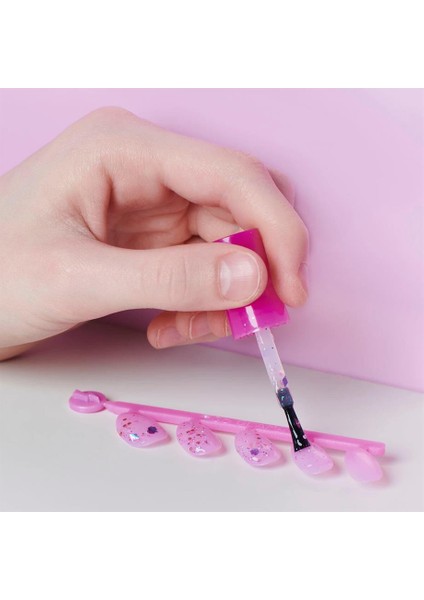 Go Glam Sürpriz Tırnak Paketi fırsatları