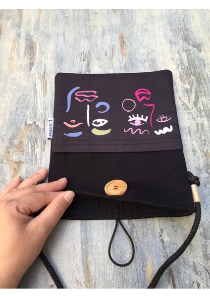 Atölye Smyrna Kitap Kılıfı , Kitap Çantası , Book Bag , Tablet Bag , Book Sleeve , Ebook Bag  (Soyut Yüzler, Askılı)