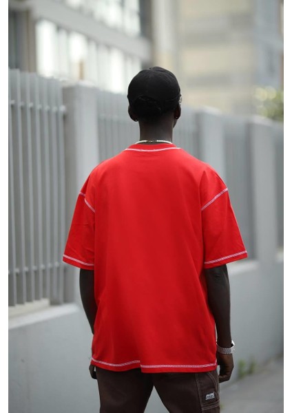 Oversize Bisiklet Yaka Baskılı ve Zikzak Dikiş Detaylı Erkek Yazlık T-Shirt fiyatları