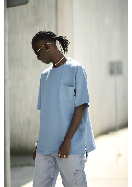 Oversize Pamuklu Bisiklet Yaka Cepli Likralı Erkek Yazlık T-Shirt