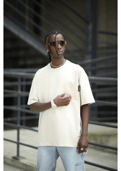 Oversize Pamuklu Bisiklet Yaka Cepli Likralı Erkek Yazlık T-Shirt