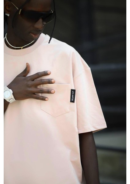 Oversize Pamuklu Bisiklet Yaka Cepli Likralı Erkek Yazlık T-Shirt fiyatları