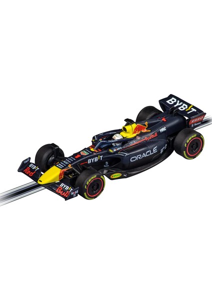 Go F1 Red Bull Racing RB18 2022