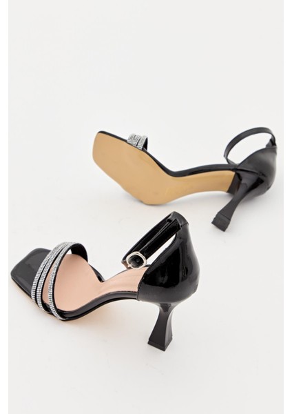 Kadın Topuklu Suni Deri Taşlı Ayakkabı 010Y23K1921 fırsatları