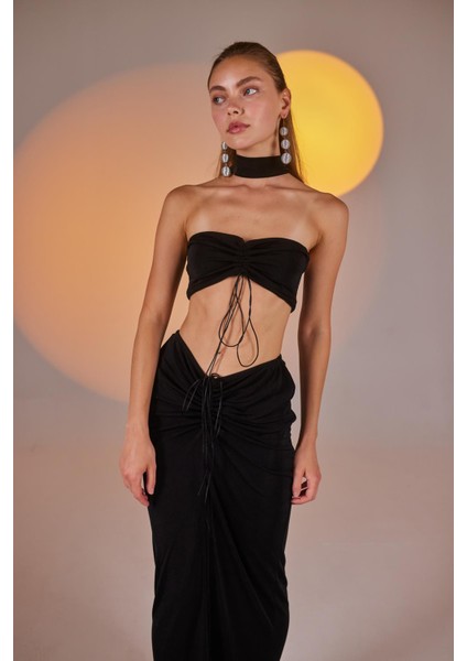 Buzzy Kumaş Boyun Detaylı Büzgülü Hestia Bluz Siyah indirimleri