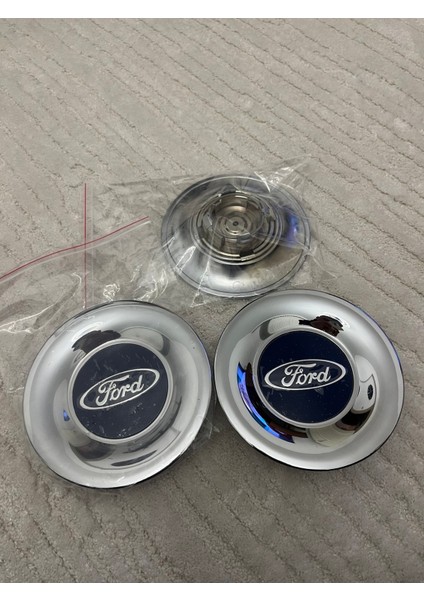 3lü Focus 2 Ghia Jant Göbeği 2002-2005 Arası Araçlara Uyumlu 3’lü