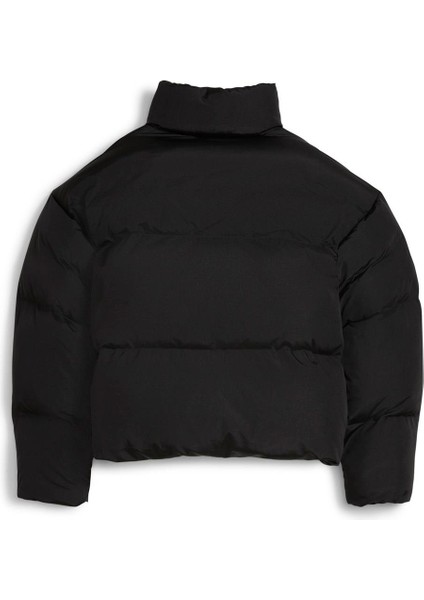 Classics Oversized Puffer Jacket Kadın Mont fiyatları